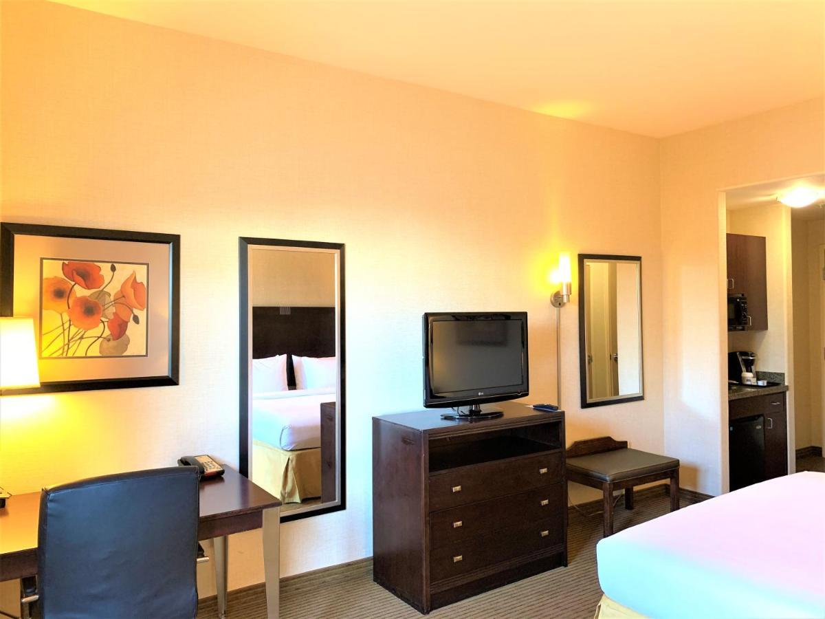 Holiday Inn Express Fresno Northwest - Herndon By Ihg Exteriér fotografie